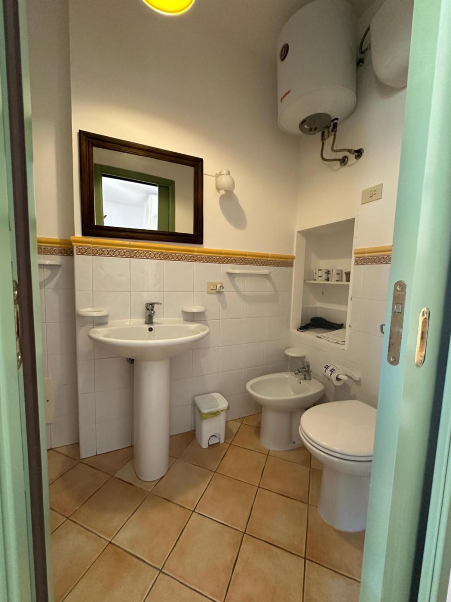 Domus Aurea Borgo House Lägenhet Cefalù Exteriör bild